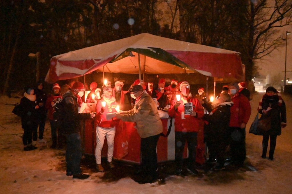 Ganz ohne Weihnachtssingen hielten es die Union-Fans auch in Corona-Zeiten nicht aus.