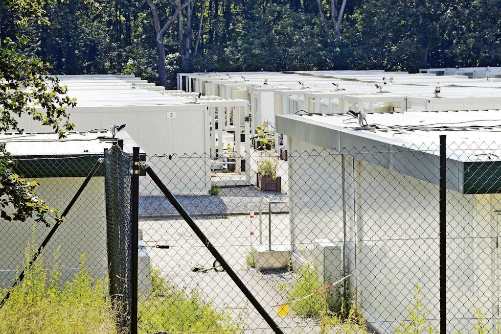 Tempohomes für Geflüchtete und das Ankunftszentrum bleiben neben den neuen Wohnungen bestehen. 