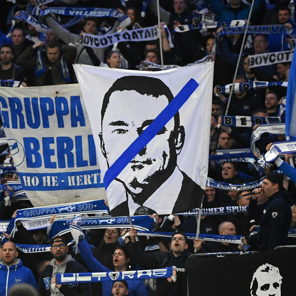 Investor Lars Windhorst hat sich bei Hertha komplett ins Abseits manövriert. Bei den Fans ist er unten durch. 