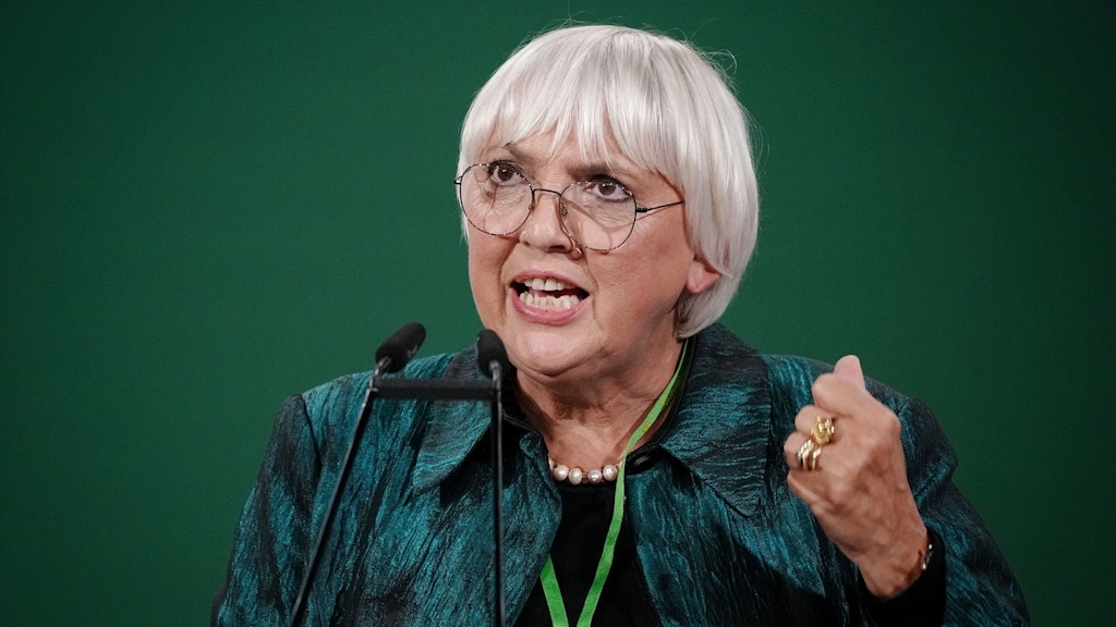 Auch Claudia Roth steht auf einer "Todesliste".