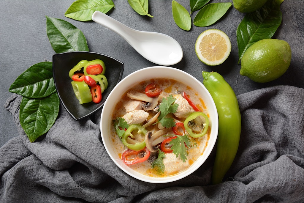 This delicious spicy chicken soup warms you from the inside: You need to try the Tom Kha Gai recipe!