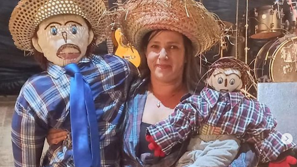 Meirivone Rocha Moraes mit Kind und Ehemann – sie liebt ihre Marionetten.