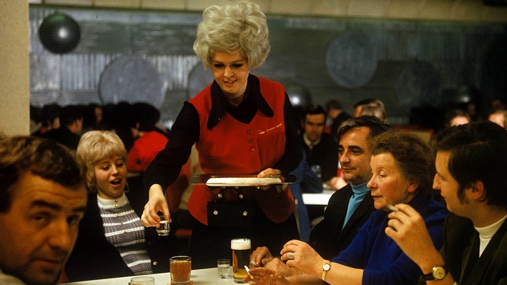 In der DDR war das Geben von Trinkgeld verboten. Unter den Nazis ebenso. 