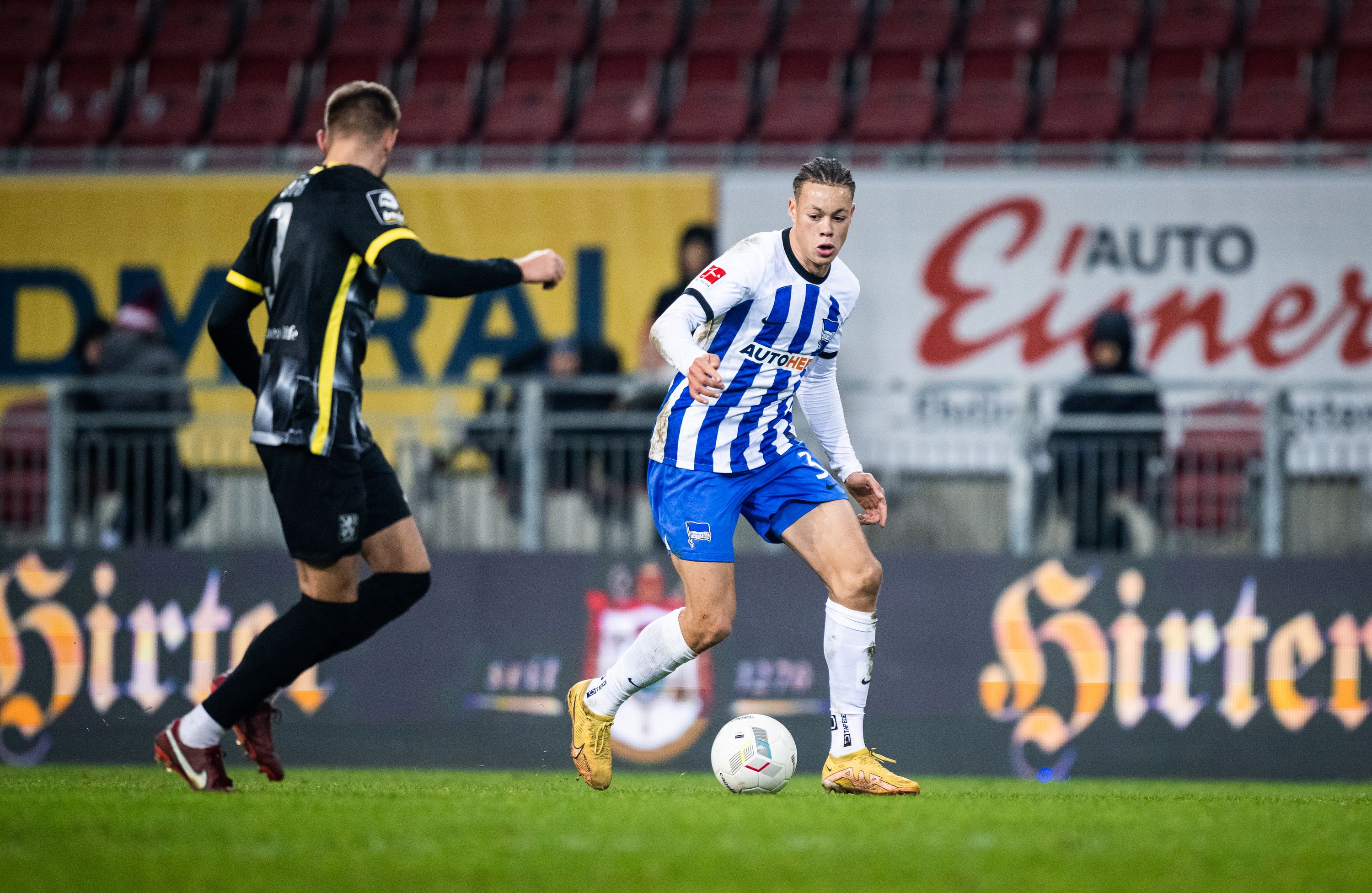 Hertha BSC: Derry Scherhant (20) Ist Die Große, Blau-weiße ...