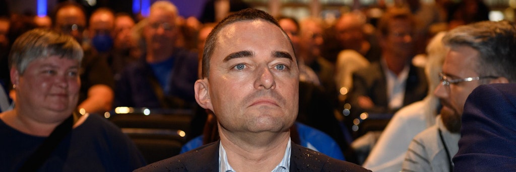 Lars Windhorst hat genug von Hertha BSC und behauptet nun, einen Käufer für seine Anteile gefunden zu haben. 