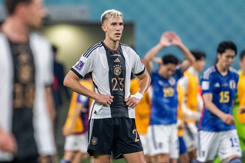 Ex-Unioner Nico Schlotterbeck patzte gegen Japan mehrfach. Insbesondere sah der BVB-Verteidiger beim 1:2 ganz schlecht aus. 
