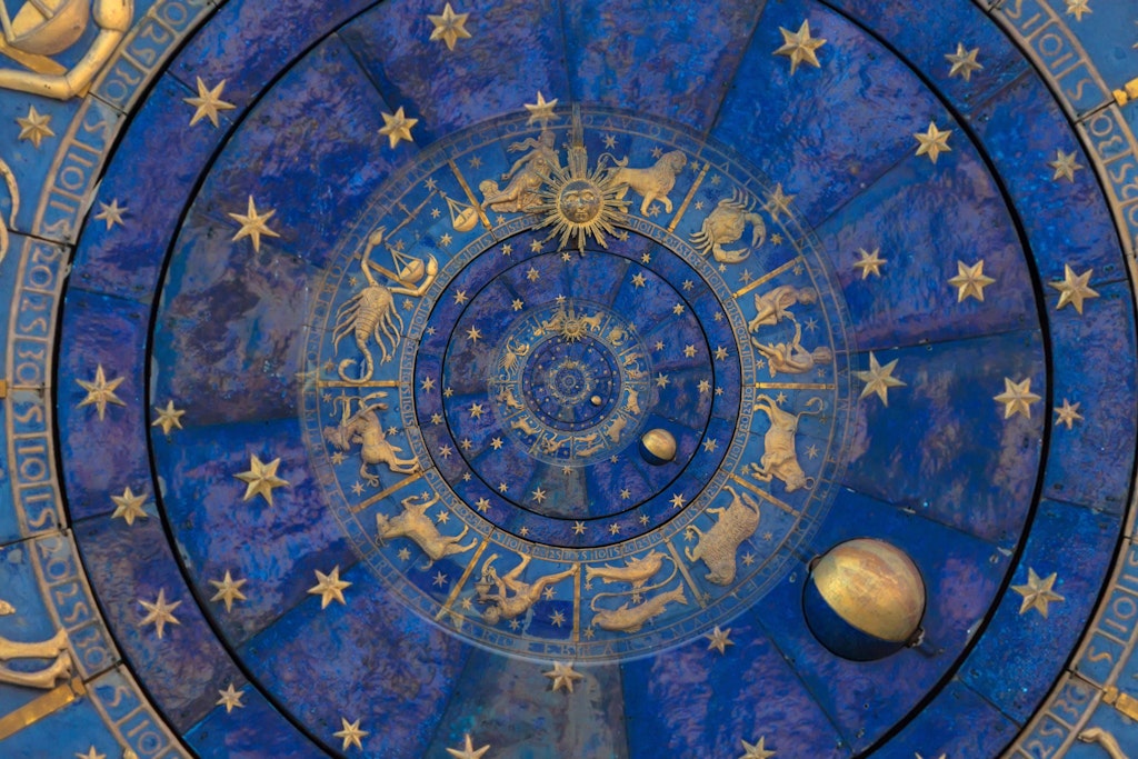 Mit Ihrem Wochenhoroskop erfahren Sie, was in den nächsten Tagen auf Sie zukommt.
