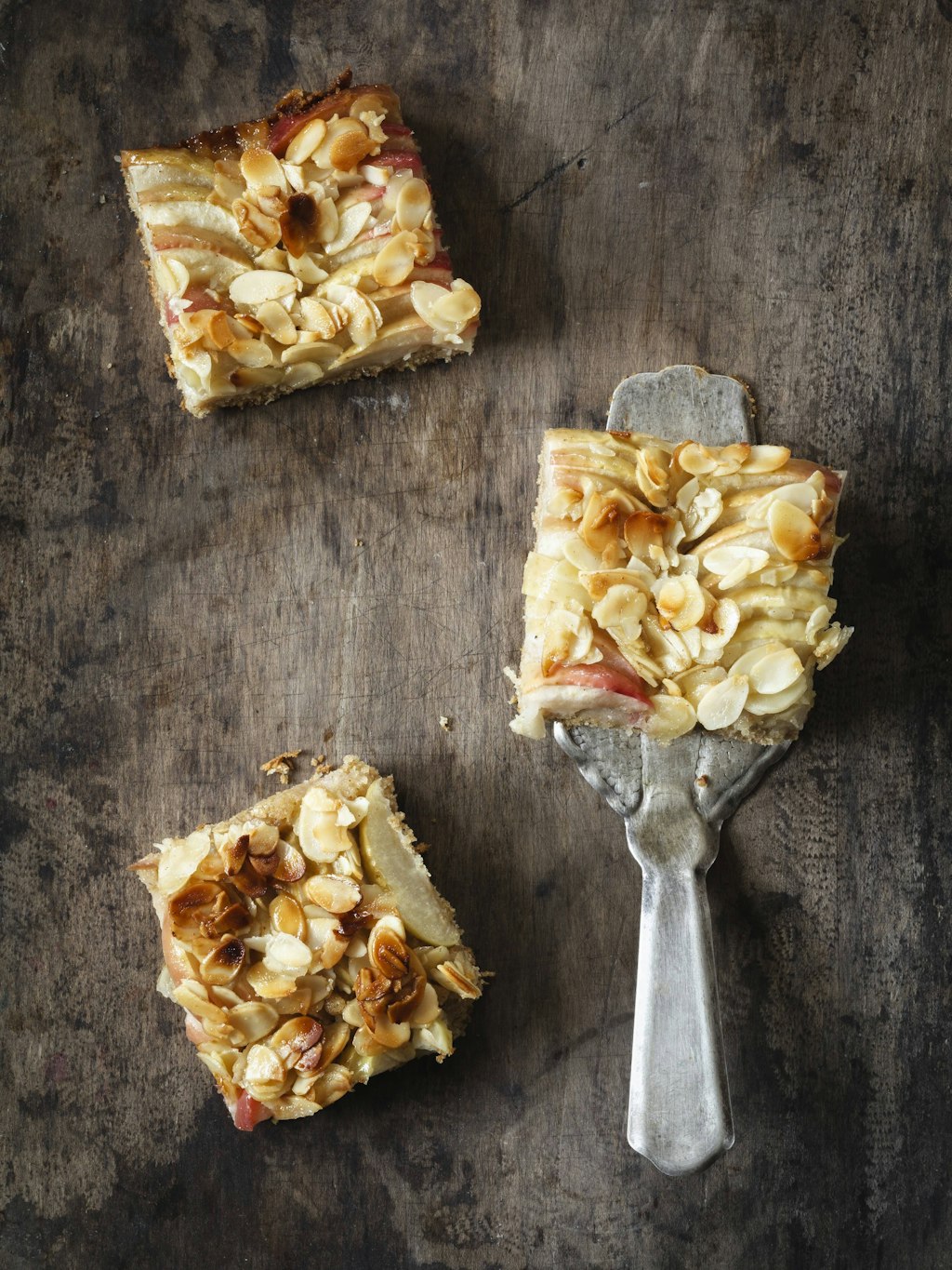 Im Advent schmeckt dieser Apfelkuchen besonders köstlich!