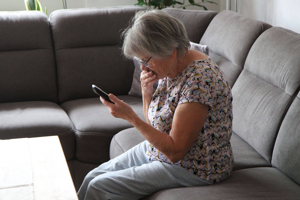 Vor allem ältere Leute sind das Ziel von Betrügern, die sich per Telefon melden. (Symbolfoto)