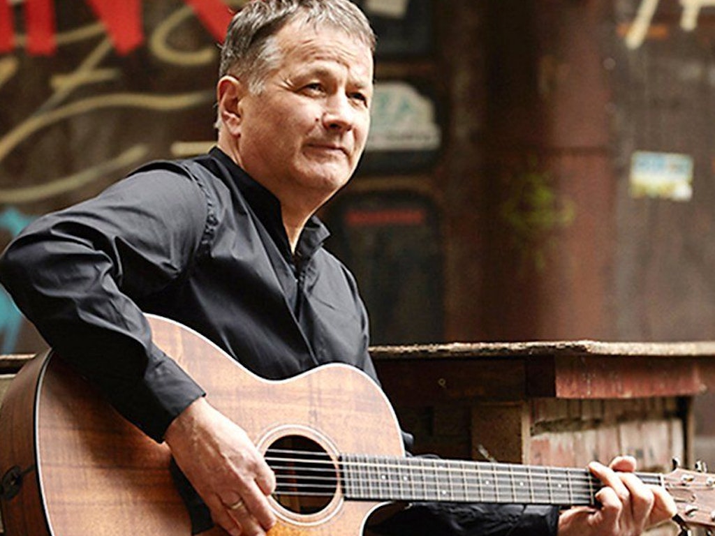 Serien-Star Thomas Rühmann auf der Bühne im Theater am Rand. Musik ist seine zweite Leidenschaft. 