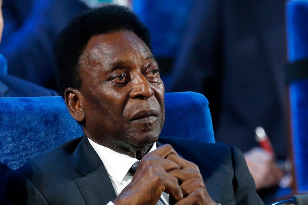 Bestritt 92 Länderspiele und gewann drei WM-Titel für Brasilien: Pelé.