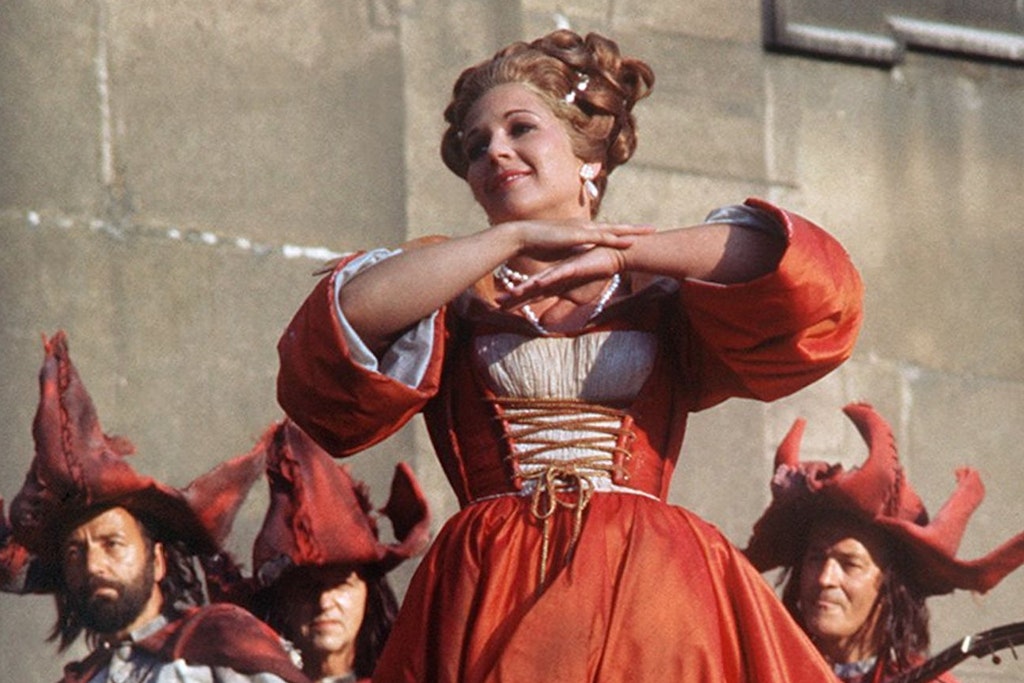 Christiane Hörbiger als Buhlschaft bei einer Aufführung des «Jedermann» bei den Salzburger Festspielen im Jahr 1968.