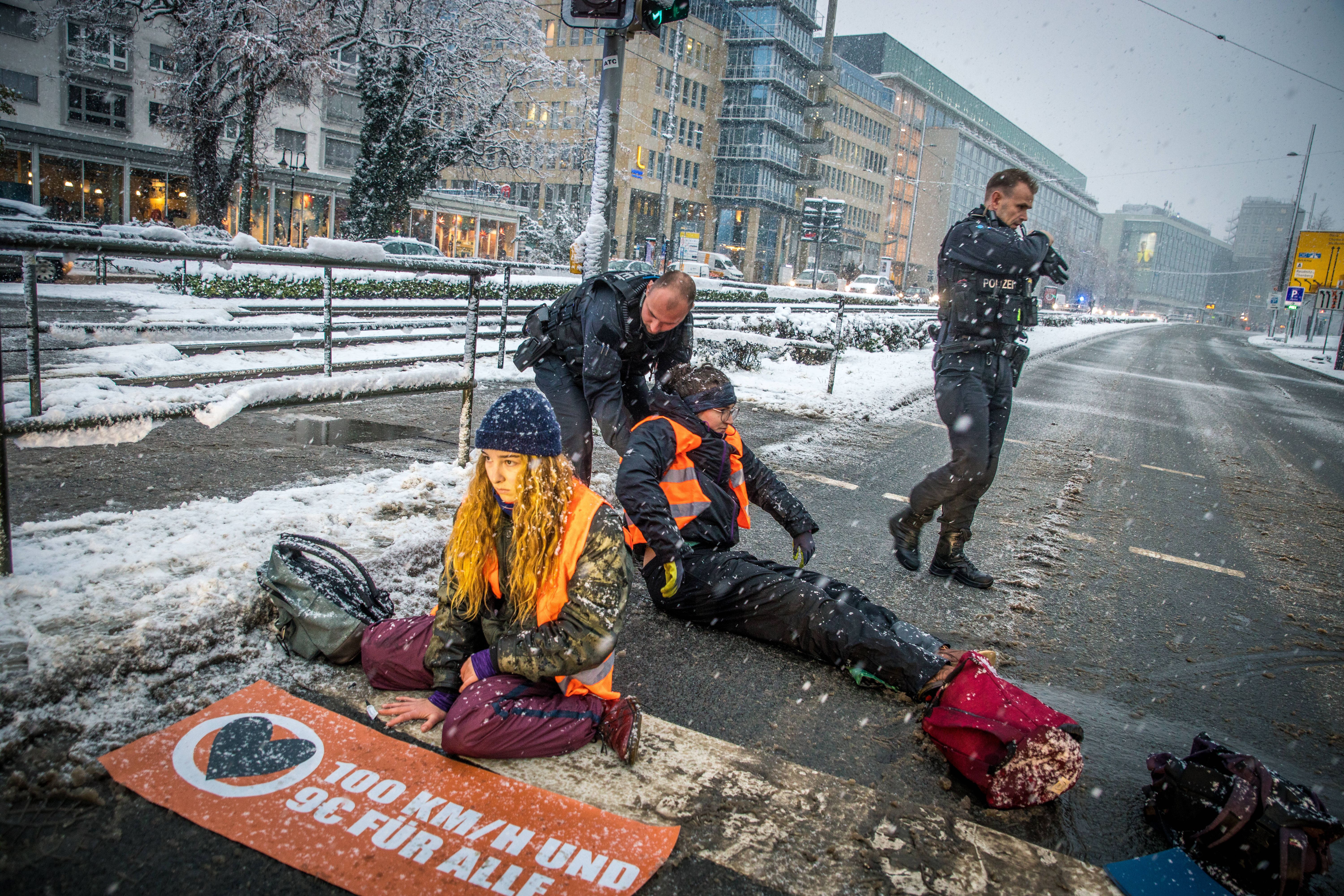 „Letzte Generation“ Kündigt Weitere Aktionen In Berlin An: „Wir Gehen ...