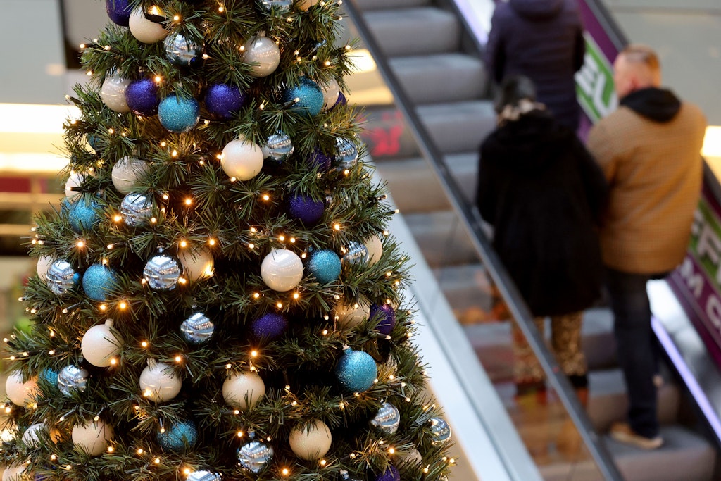 Um das Weihnachtsgeschäft zu stärken, bekommt der Handel einen verkaufsoffenen Sonntag.