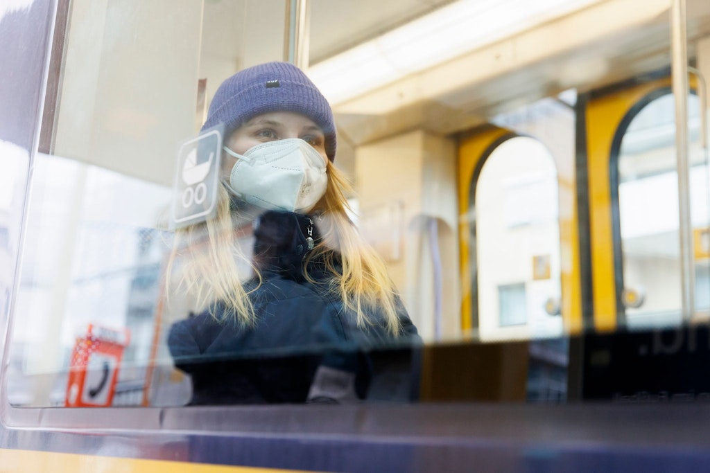 In Bayern und Sachsen-Anhalt fällt die Maskenpflicht im ÖPNV