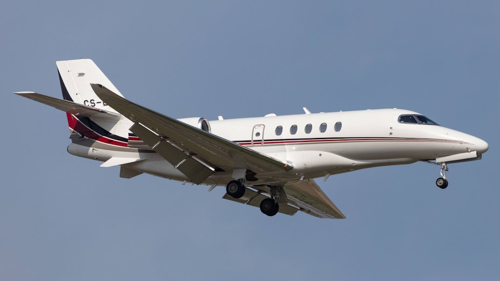 Die Cessna 680A Citation Latitude wird für Privatflüge verwendet. In so einem Jet kamen auch Harry und Meghan nach New York. 