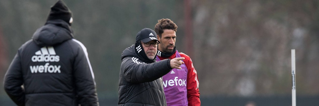 WM-Pause vorbei: Urs Fischer gibt beim 1. FC Union im Training wieder lautstark Kommandos.