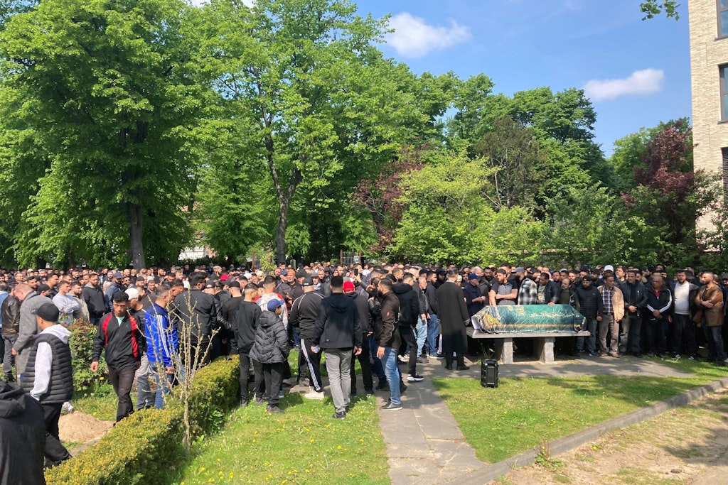Zur Beerdigung von Mohamed R. im Mai kamen über 1000 Menschen.