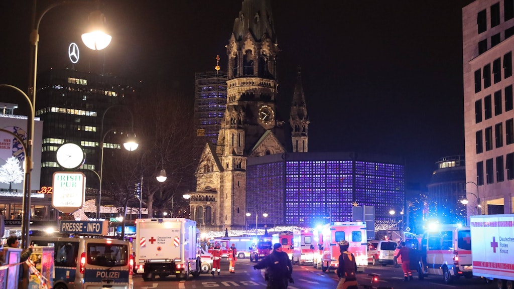 Am 19. Dezember 2016 raste ein Lkw mutwillig in den Weihnachtsmarkt an der Gedächtniskirche.