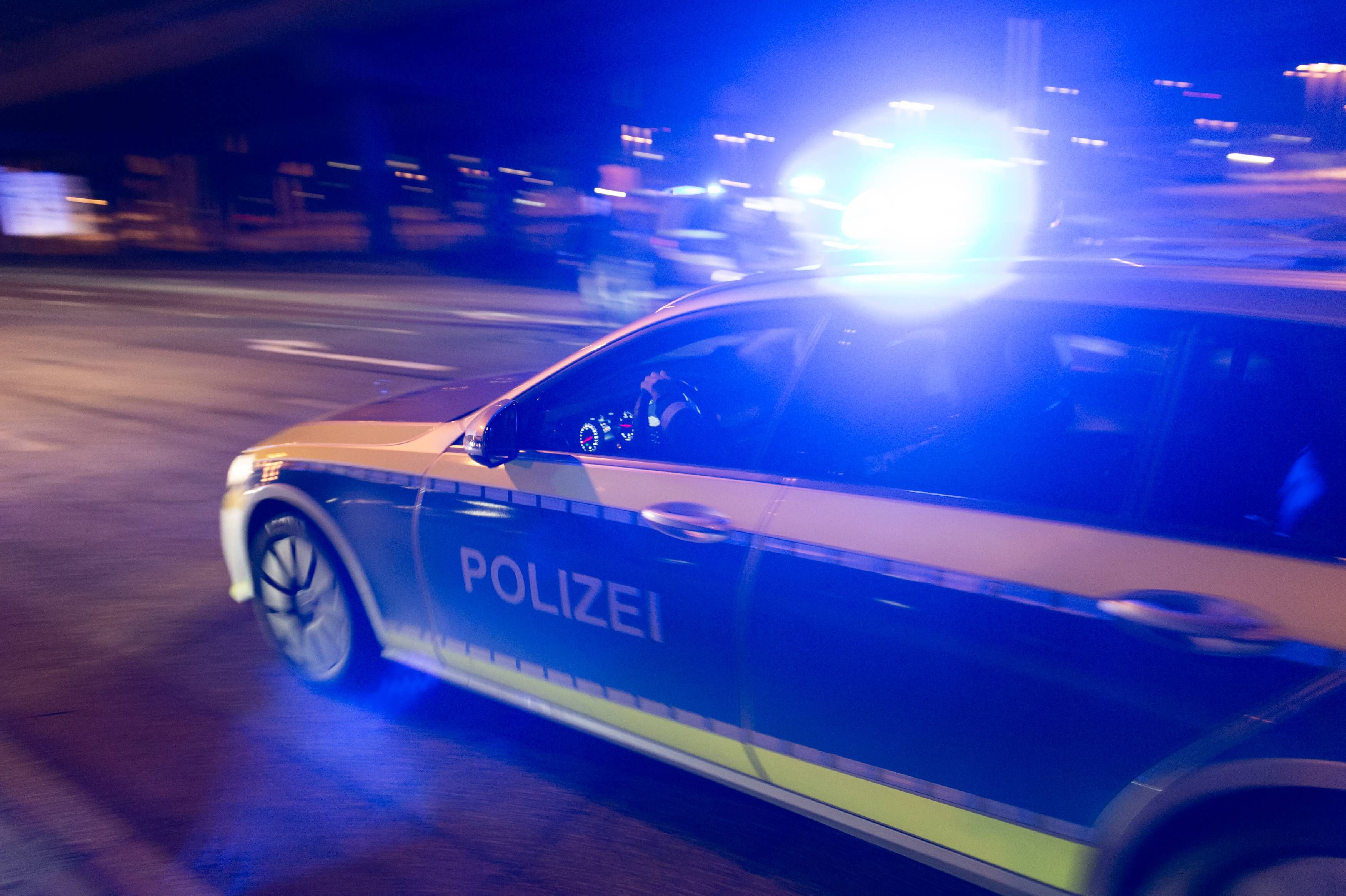 Polizei-Ticker Berlin: ++ Märkisches Viertel: Mann Geschlagen Und ...