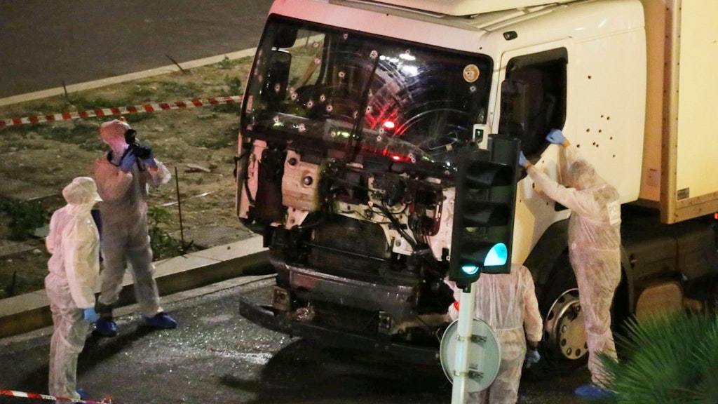 Der Attentäter war mit diesem Lkw in die Menschenmenge gerast.