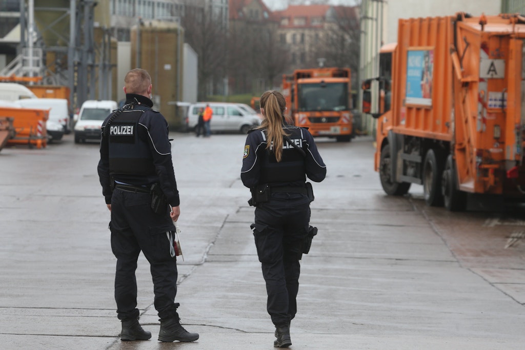 Das Baby war auf dem Gelände einer Entsorgungsfirma gefunden worden.
