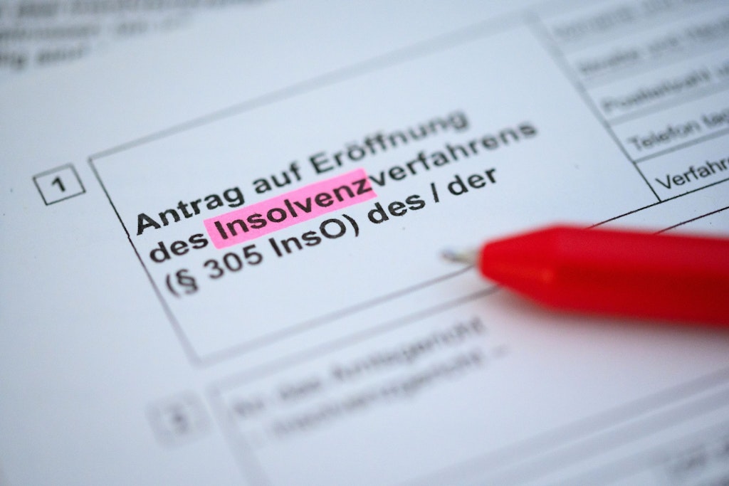 Ein Insolvenzantrag kann nach drei Jahren schuldenfrei machen.