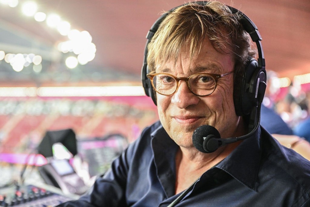 ZDF-Sportkommentator Béla Réthy sagte zum Abschied: "Ich habe versucht, alle irgendwie mitzunehmen. Es freut mich, wenn es gefallen hat. Und sorry an die, die ich nicht erreichen konnte."