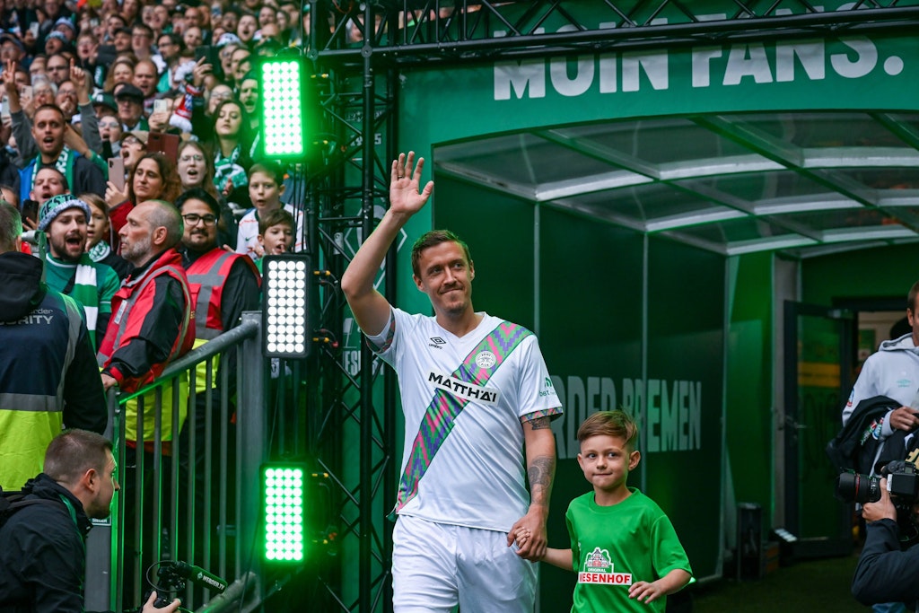 Zuletzt stand Max Kruse (34) beim Abschiedsspiel von Claudio Pizarro (44) im September 2022 auf dem Platz. 
