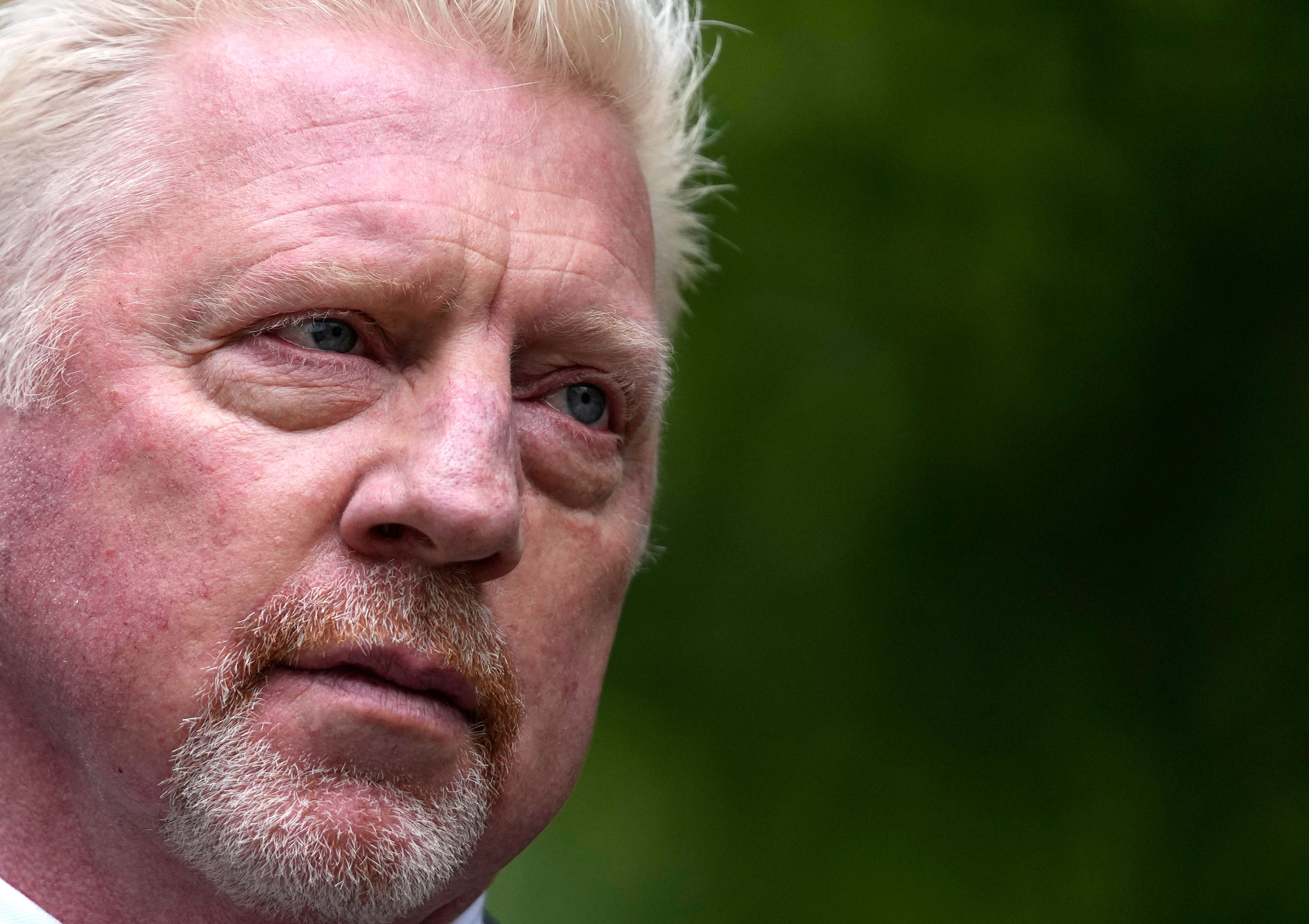 Kaum Raus Aus Dem Knast Und Schon Wieder Unterwegs: Boris Becker Kommt ...