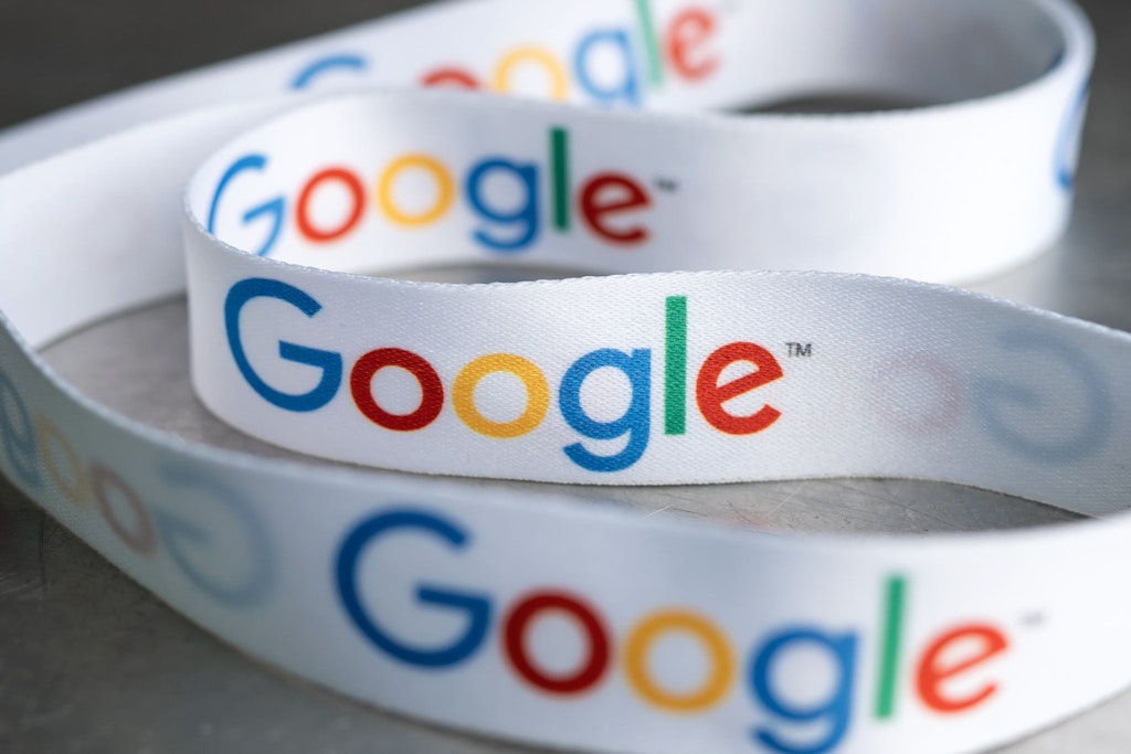 Wer Websites mit Google Fonts aufsucht, dessen IP-Adresse landet bei Google in den USA.