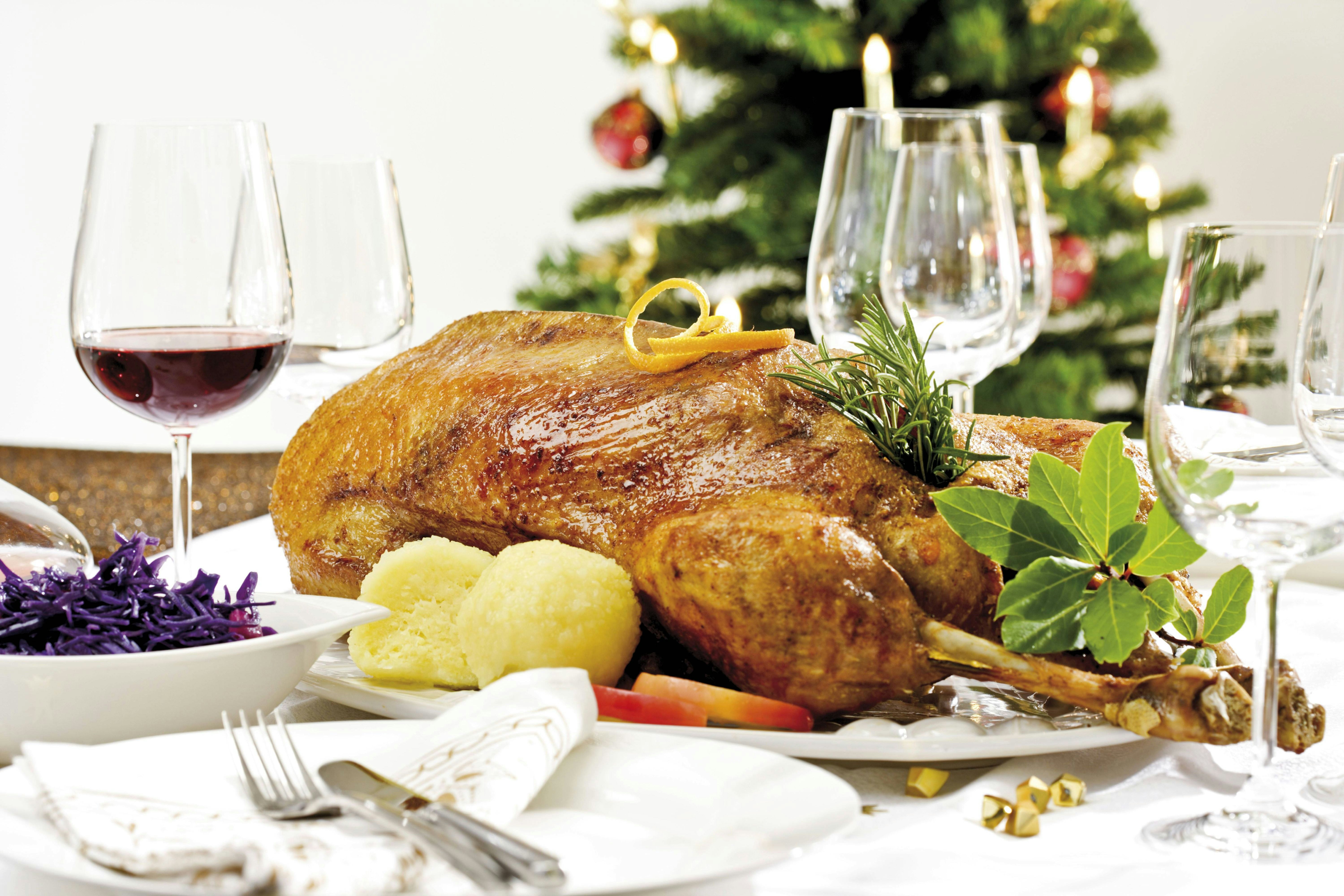 Der perfekte Gänsebraten – so wird es gemacht: Omas Rezept mit Schritt ...