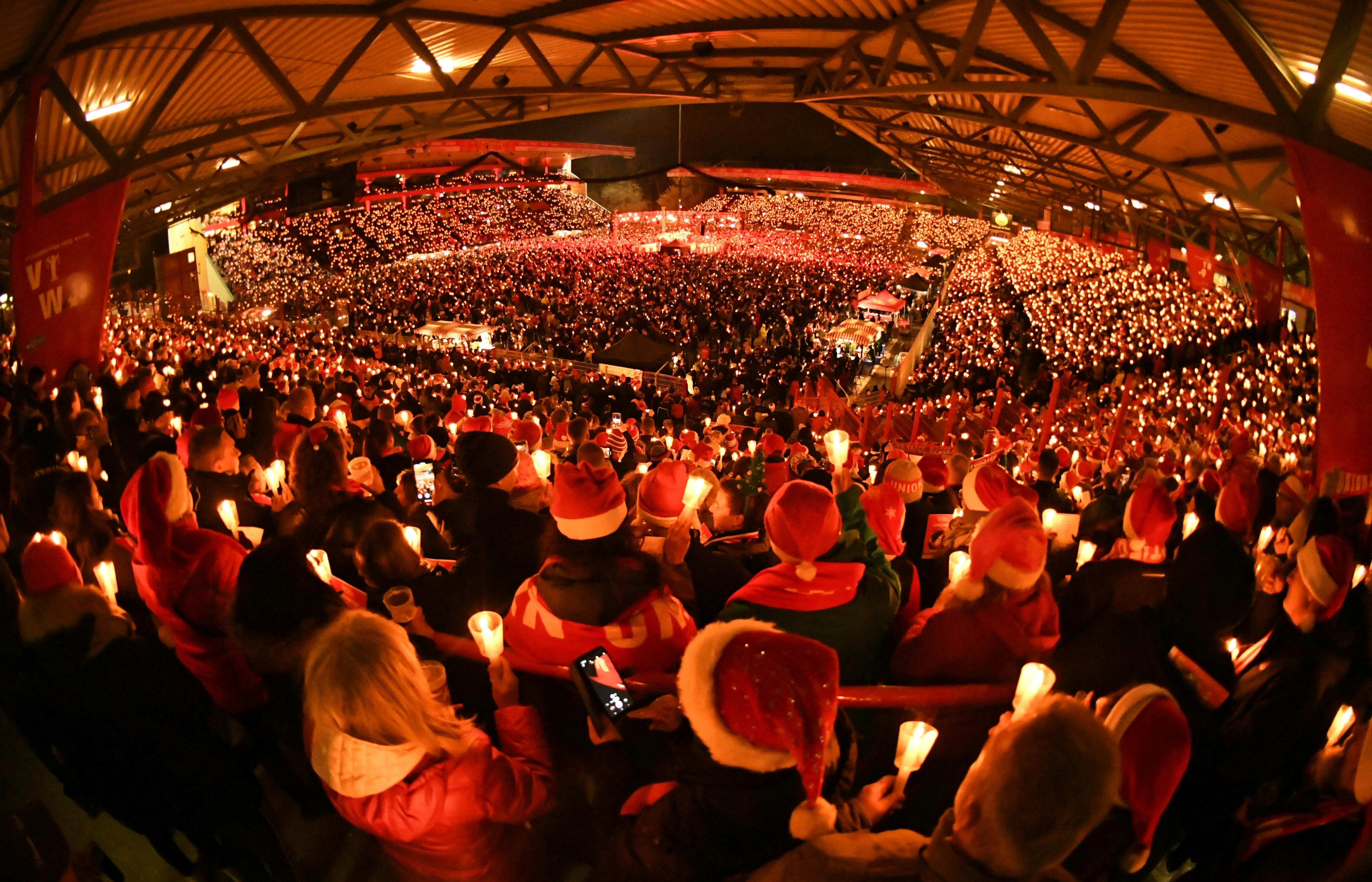 Heute 20. traditionelles Weihnachtssingen bei Union Berlin – alles was 