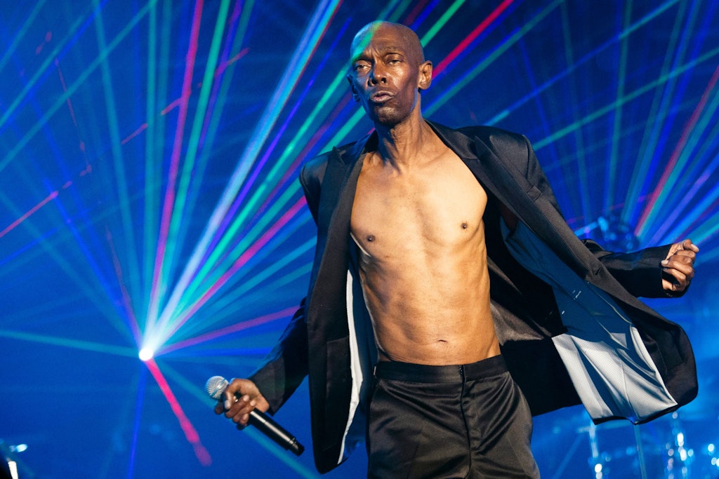 Sänger Maxi Jazz von der britischen Band Faithless bei einem Auftritt 2015 in der Schweiz