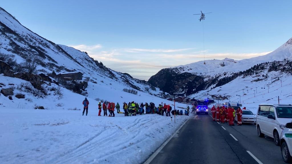 Bis zu 200 Rettungskräfte waren im Einsatz.