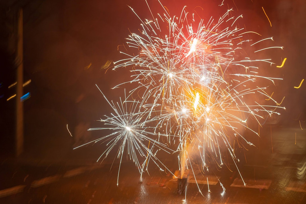 Wer Feuerwerk machen will, sollte in diesem Jahr vorsichtig sein - laut Meteorologen ist ein Silvester-Sturm in Anmarsch!