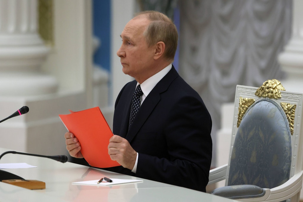Russlands Präsident Wladimir Putin. Seinen Krieg hatte der Abgeordnete Pawel Antow kritisiert.