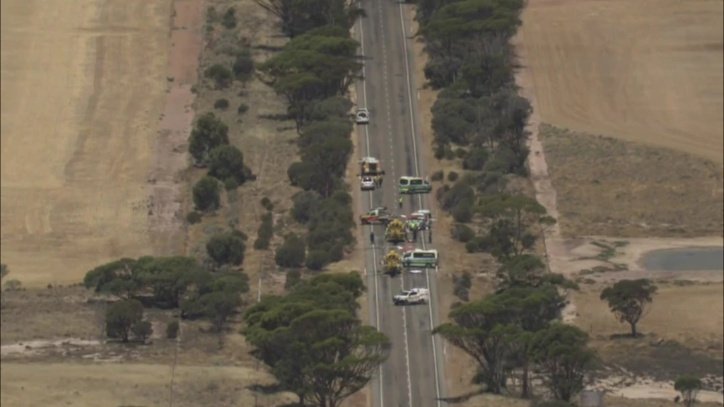 An dieser Stelle im australischen Outback verunfallte der Wagen der jungen Familie.