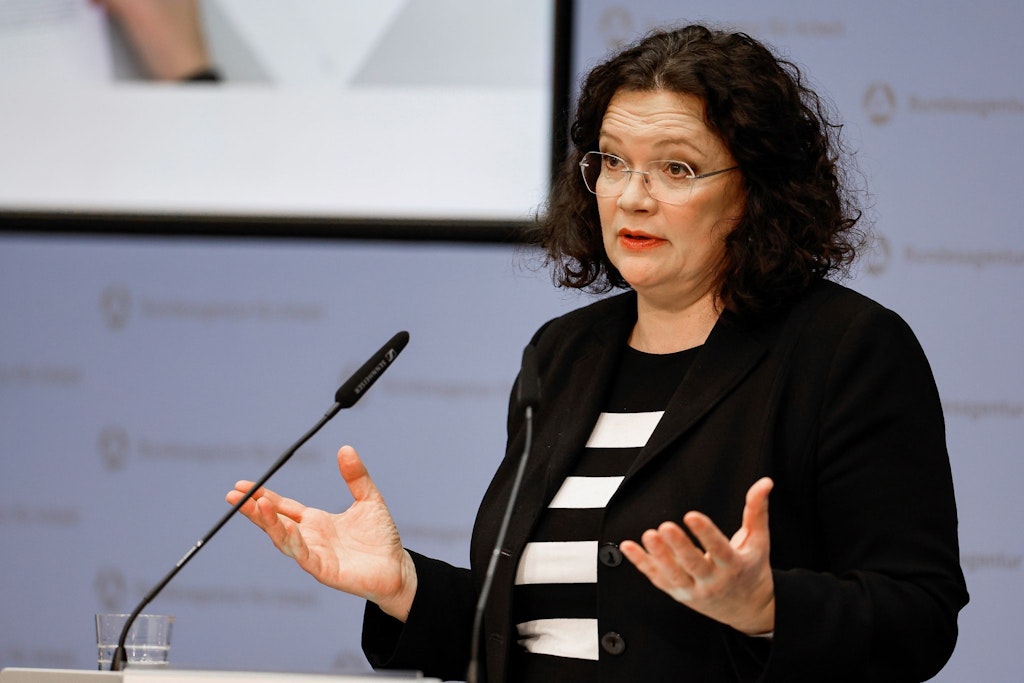 Andrea Nahles, Vorstandsvorsitzende der Bundesagentur für Arbeit, berichtet über die Lage am Arbeitsmarkt.