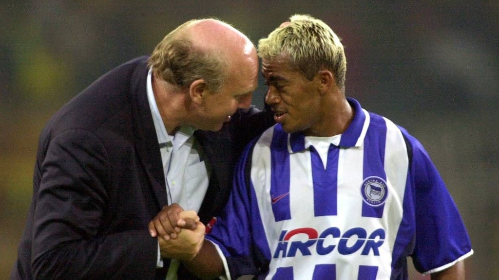 Mit Dieter Hoeneß (l.) und Marcelinho stand Hertha BSC noch deutlich weiter oben …
