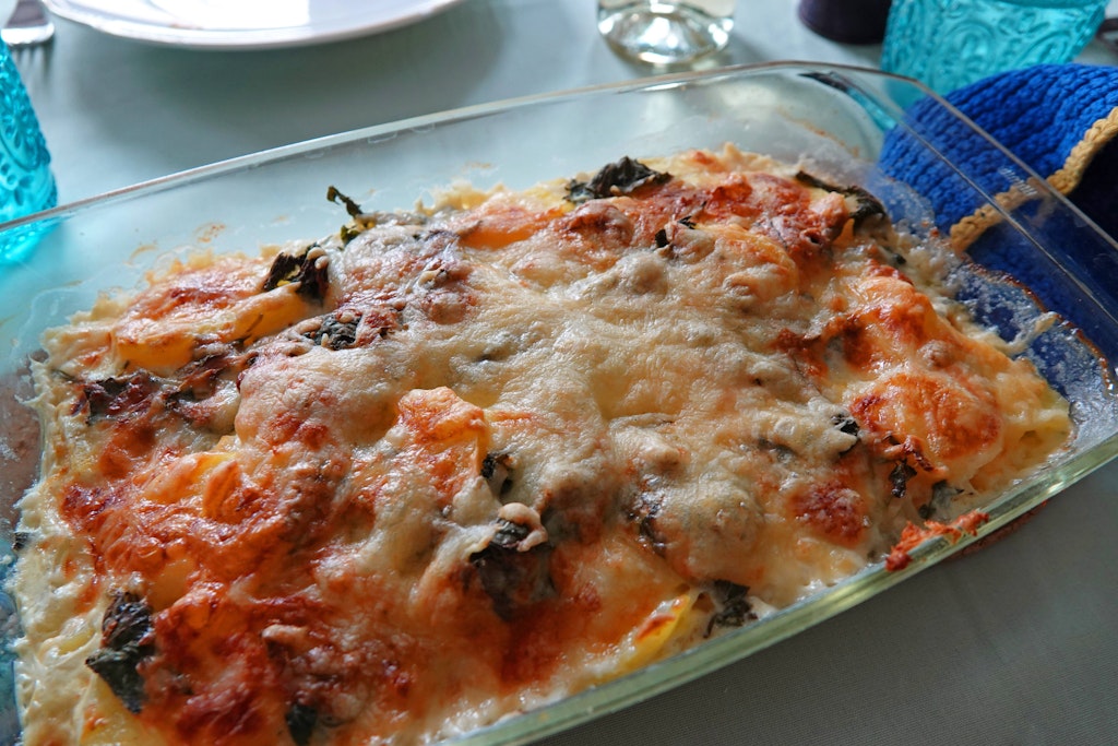 Ein Kartoffelauflauf mit schöner Kruste.