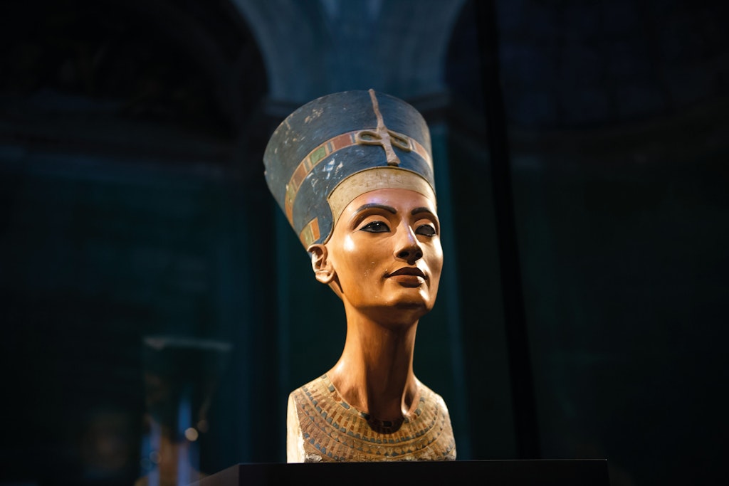 Die Büste der ägyptischen Königin Nofretete: Trotz aller Rückgabeforderungen soll sie weiter in Berlin im Neuen Museum stehen.