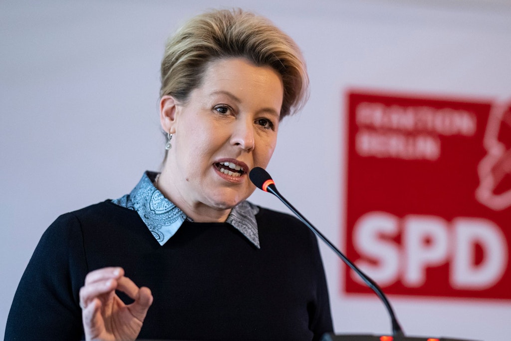 Berlins Regierende Bürgermeisterin Franziska Giffey spricht während der Klausurtagung der SPD.