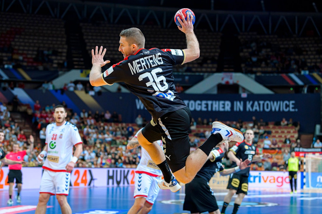Gnadenlose Effizienz in der deutschen Offensive: Lukas Mertens in Aktion.