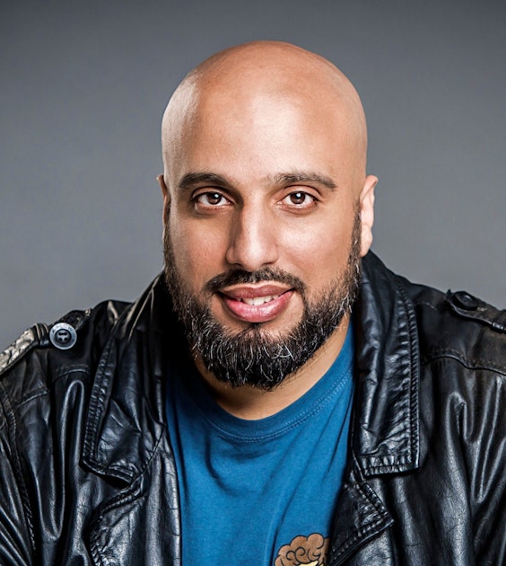 LOL-Star-Abdelkarim-packt-vor-Let-s-Dance-Star-aus-Es-gab-mal-einen-Tanzwettbewerb-im-Jugendzentrum-da-