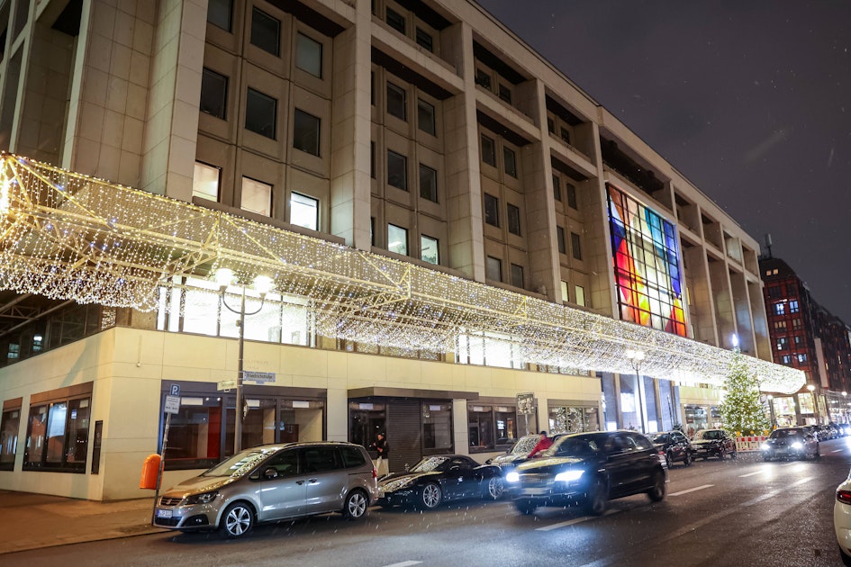 Russland-Sanktionen: Staatsanwalt ermittelt gegen Russisches Haus in Berlin