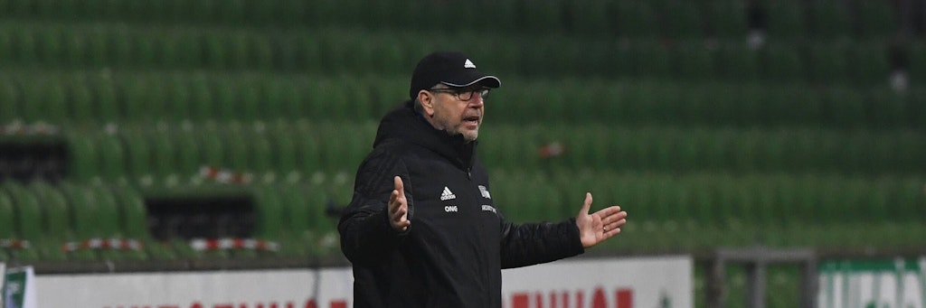 Möchte im Weserstadion kein blaues Wunder erleben, sondern will, dass seine Eisernen der Favoritenrolle gerecht werden: Urs Fischer, der Trainer des 1. FC Union.