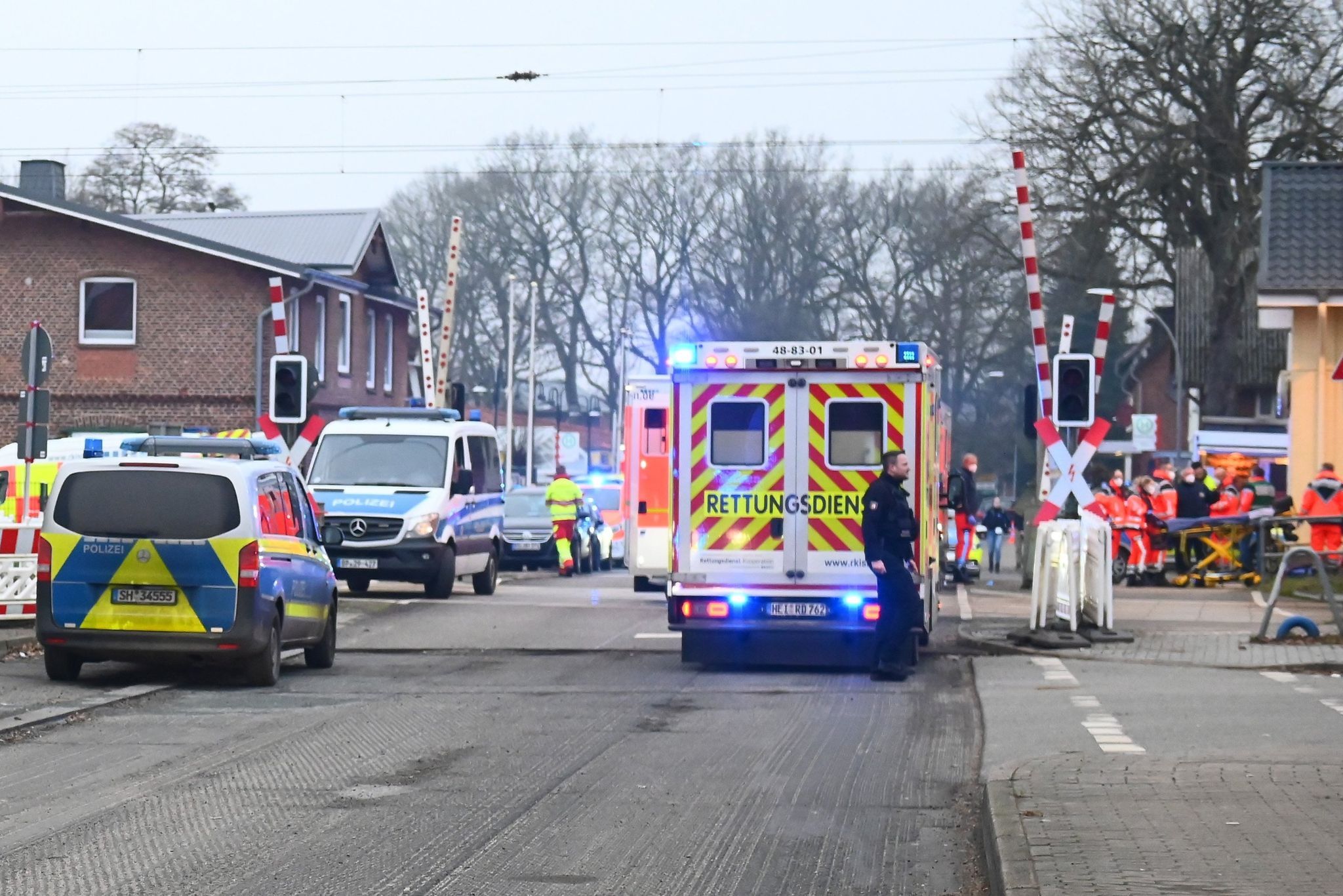 „Sind Völlig Entsetzt“: Zwei Tote Und Mehrere Verletzte Bei ...