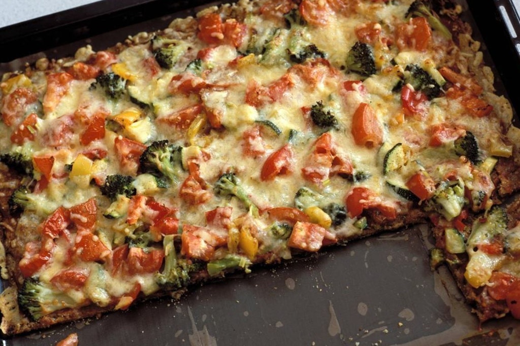 Die Schüttelpizza kommt ganz ohne Teig aus.