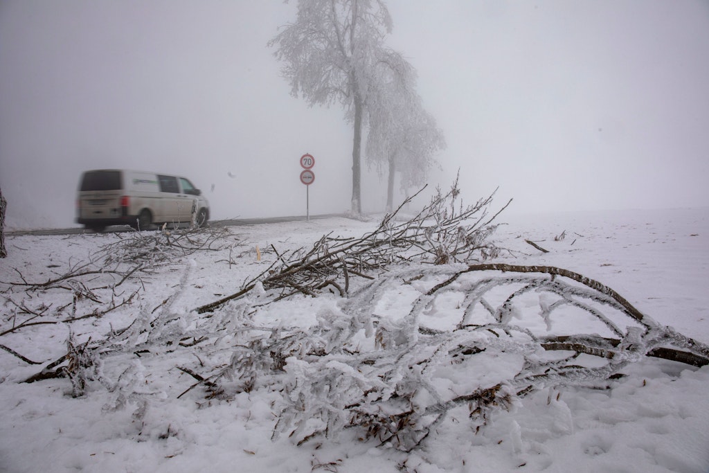 Das Wetter schlägt um: Schnee und Sturm kommen nach Deutschland.